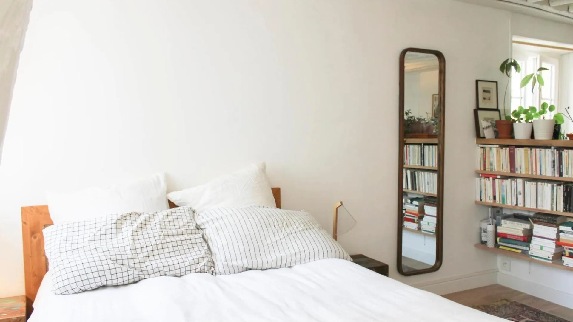 Beautiful Studio For Couple With Courtyard Parigi 0*,  Francia