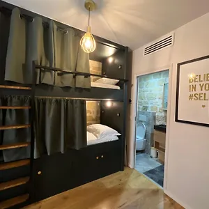 Hostel Fraternity-hotel, Paris